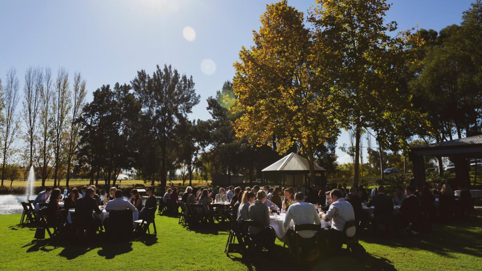 Crowne Plaza Hawkesbury Valley By Ihg Windsor Buitenkant foto